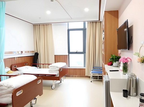 阿娇一个人独居北京3居室，自称比香港要便宜